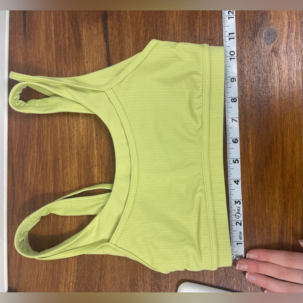 Lululemon Love to Layer Yellow Sports Bra Size 2 Women’s GUC - Picture 6 of 15